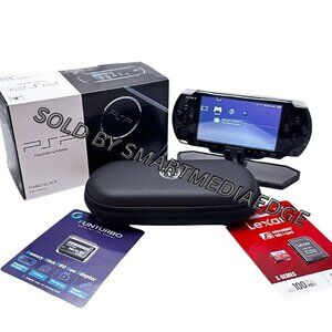 Sony PSP 1000 Gaming Bundle (Piano Black)